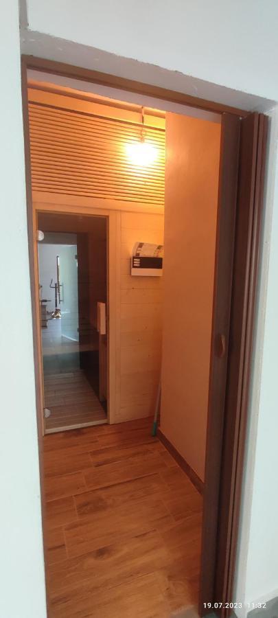 Aquacool Hotel Crasna  Bagian luar foto