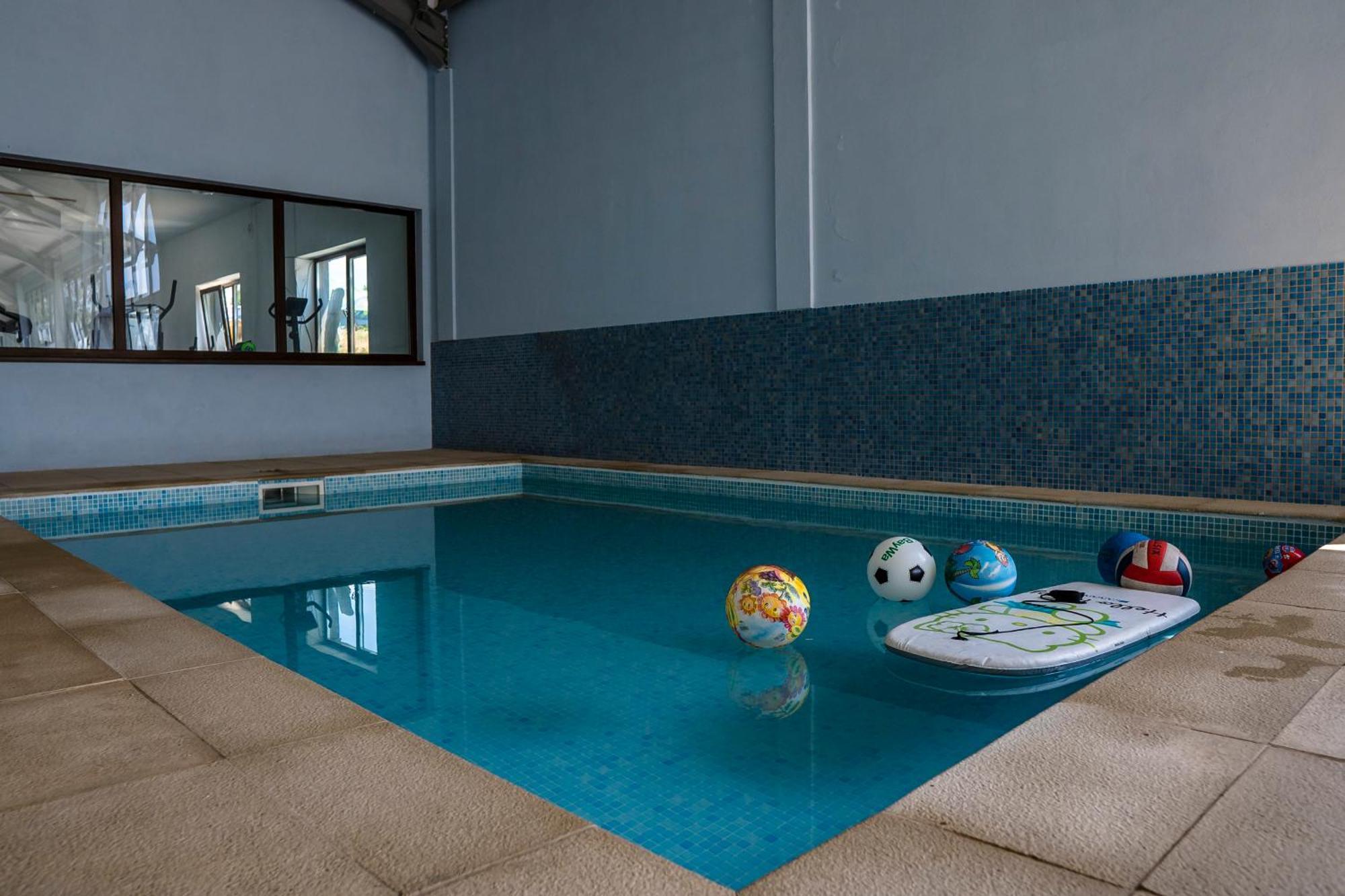 Aquacool Hotel Crasna  Bagian luar foto